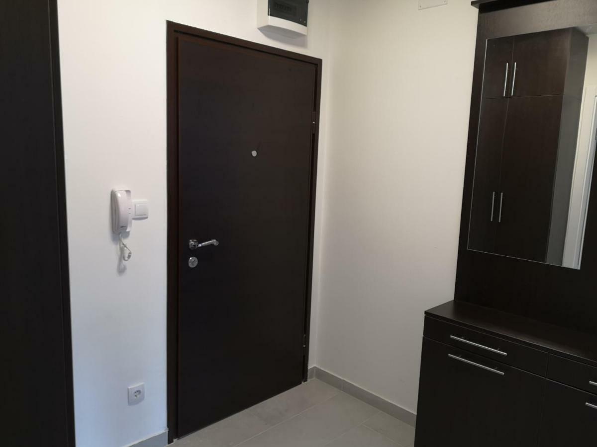 Apartman Gaga Lukavica Exteriör bild