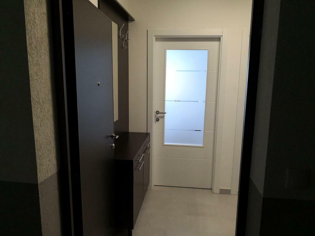 Apartman Gaga Lukavica Exteriör bild